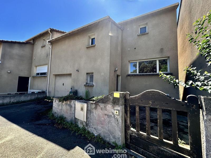 Maison - 96 m² - 4 pièces