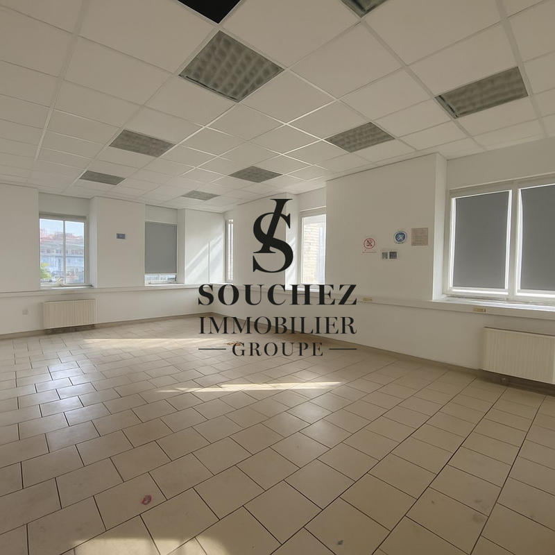Local d'activités - 675 m²