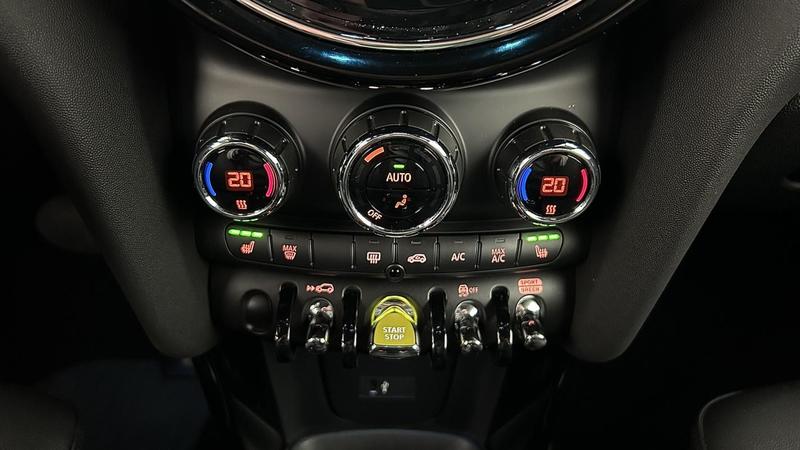 Mini 3 portes Hatch Electric F56 Bev Lci Cooper se 184 ch Essential