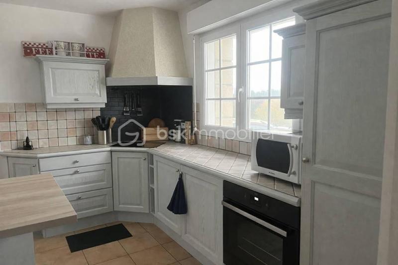 Maison - 94 m² - 5 pièces