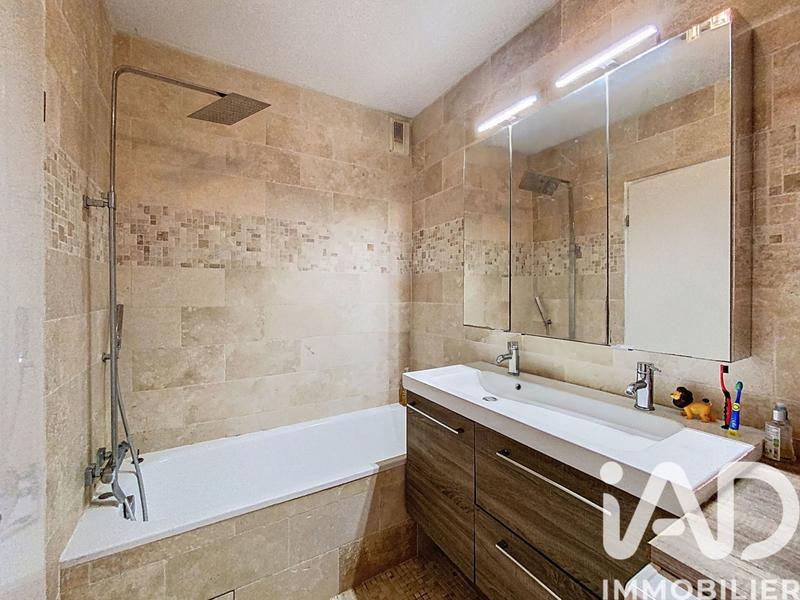 Appartement - 64 m² - 3 pièces