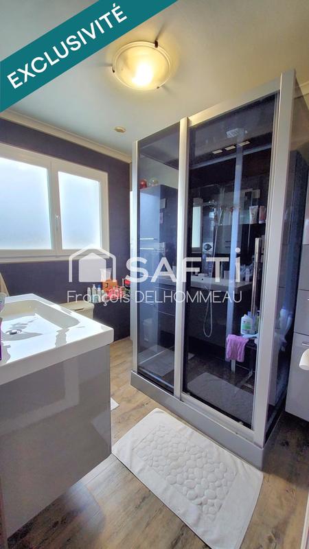 Maison - 207 m² - 9 pièces