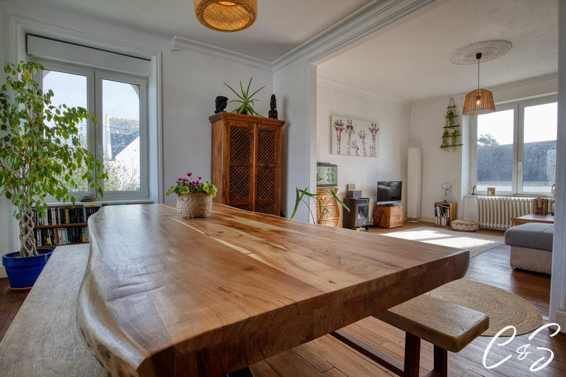 Maison ancienne - 193 m² - 7 pièces