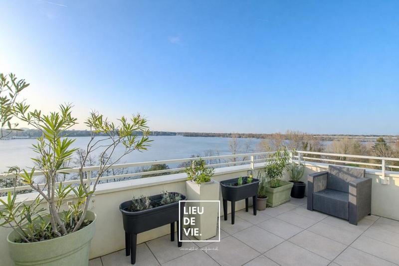 Appartement ancien - 109 m² - 5 pièces