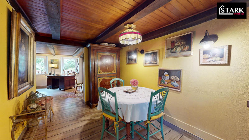 Maison - 177 m² - 7 pièces