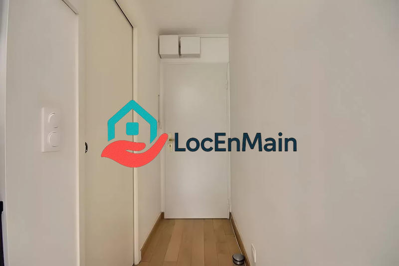 Studio - 15 m² - 1 pièce