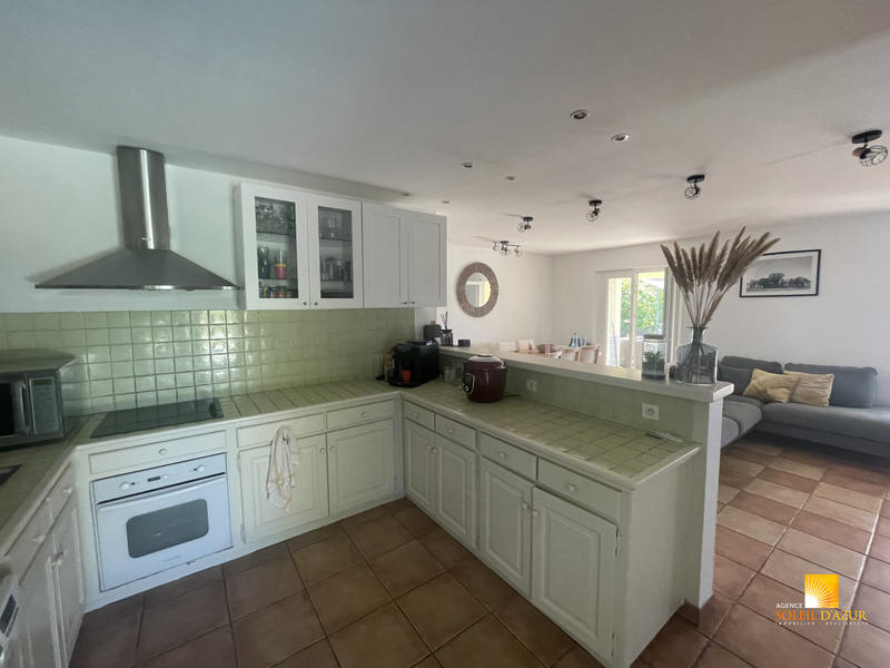 Maison - 106 m² - 5 pièces