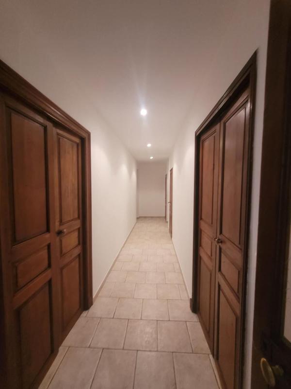 Appartement - 110 m² - 4 pièces