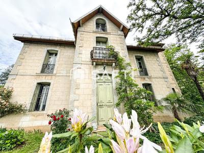 Maison de maîtres - 430 m² - 17 pièces