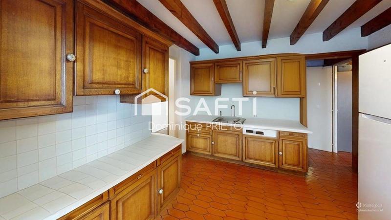 Appartement - 151 m² - 5 pièces