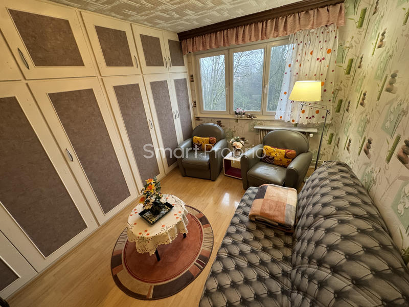 Appartement - 81 m² - 3 pièces