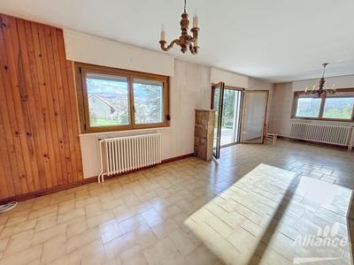 Maison - 143 m² - 7 pièces