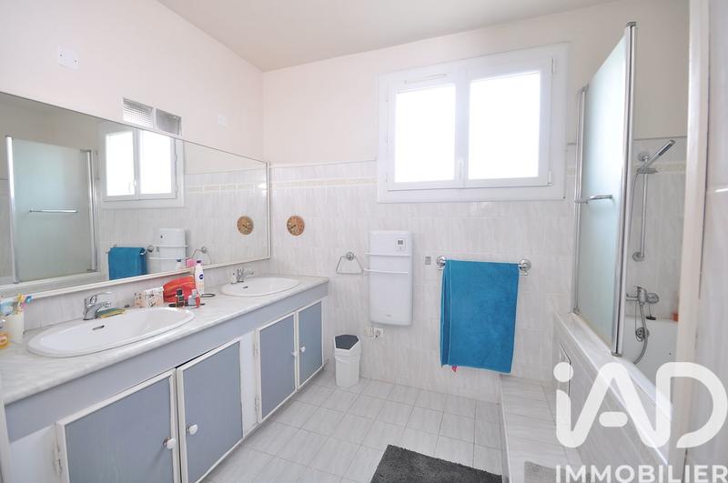 Maison - 178 m² - 7 pièces