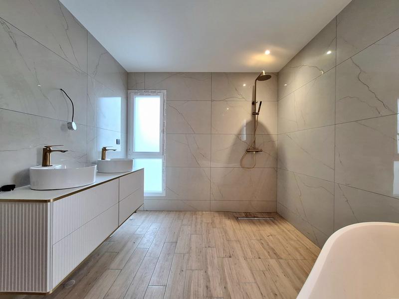 Maison contemporaine - 150 m² - 6 pièces