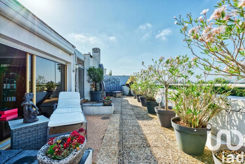 Duplex - 214 m² - 7 pièces