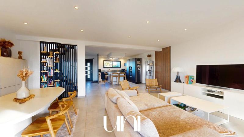 Maison - 125 m² - 5 pièces