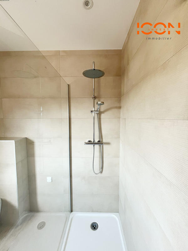 Maison contemporaine - 152 m² - 6 pièces