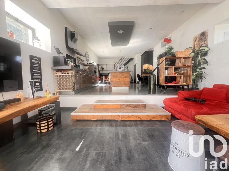 Maison - 158 m² - 5 pièces