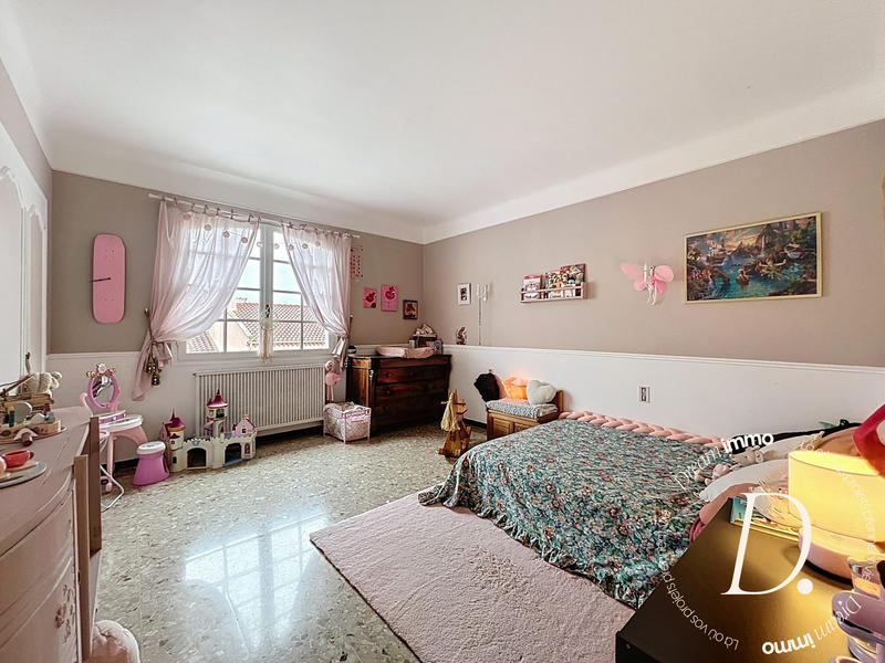 Maison - 140 m² - 6 pièces