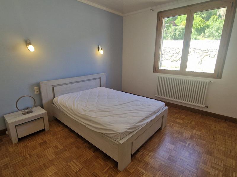 Maison - 340 m² - 12 pièces