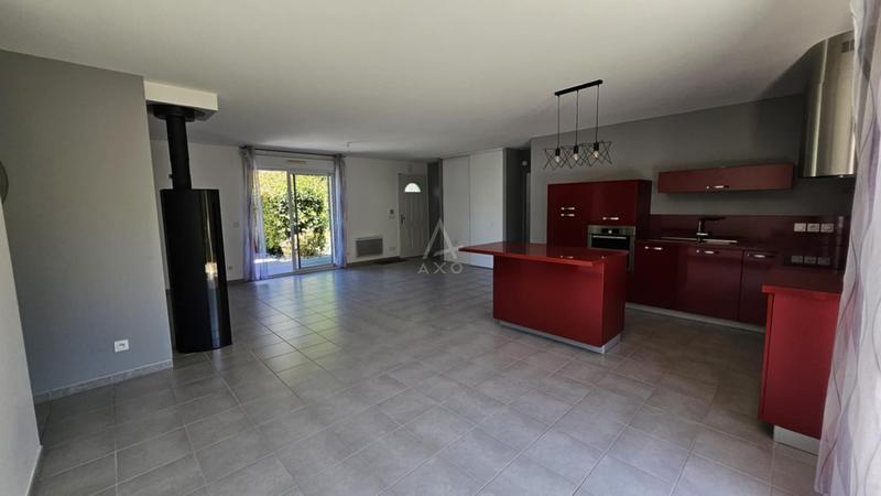 Maison - 107 m² - 6 pièces