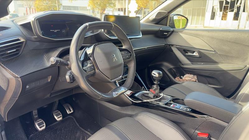 Peugeot 208 1.2 PureTech 100 Eat6 Gt Line