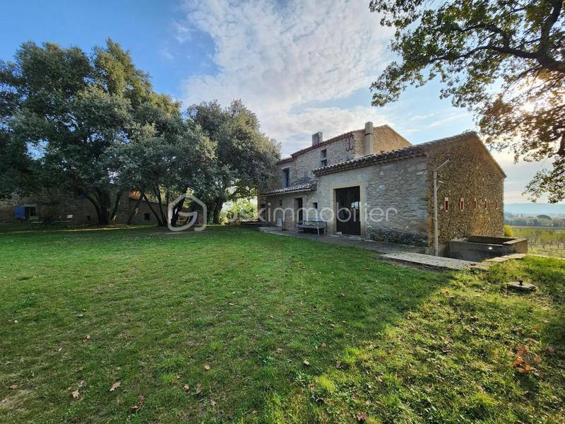 Propriété - 400 m² - 13 pièces