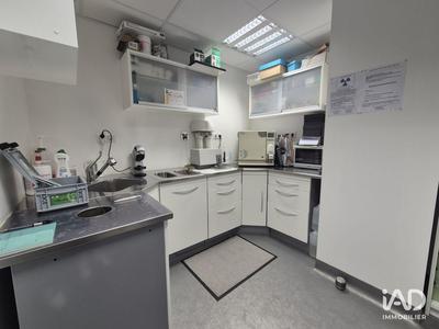 Local commercial - 81 m²