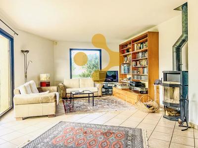 Villa - 140 m² - 5 pièces