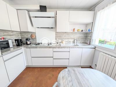 Maison - 80 m² - 4 pièces