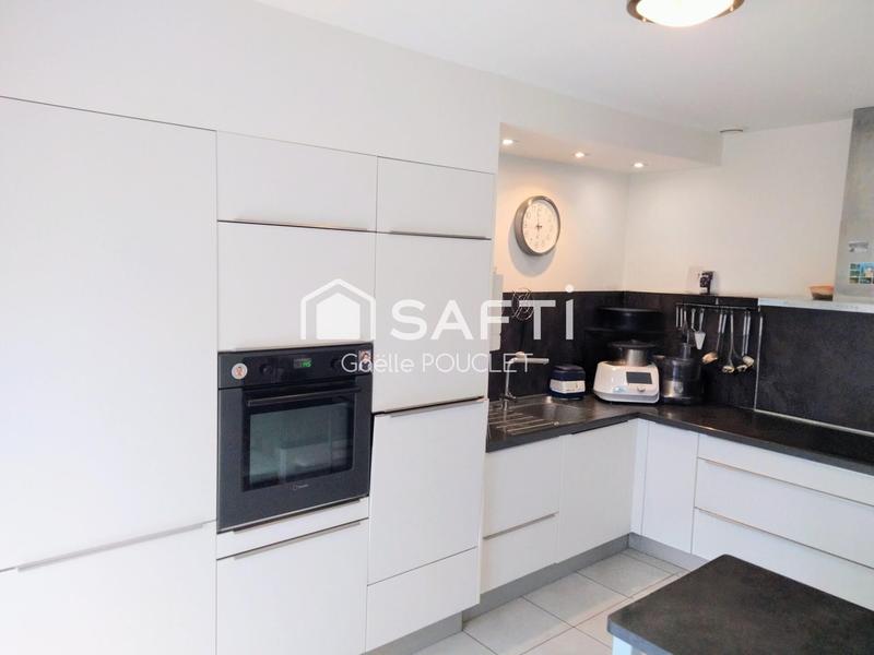 Maison - 107 m² - 5 pièces