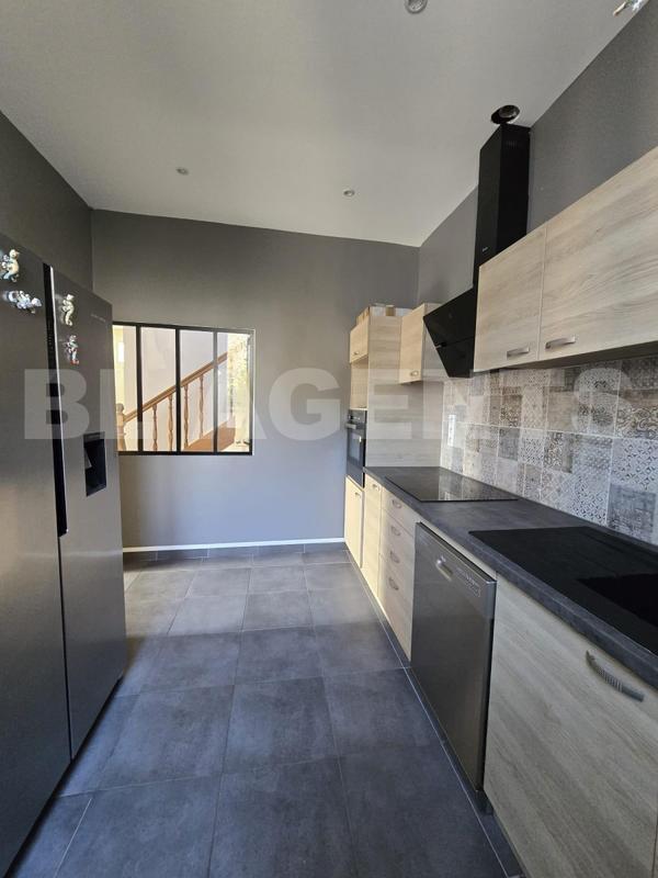 Maison - 200 m² - 5 pièces