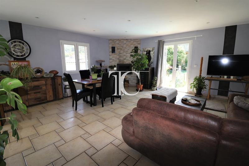 Maison - 112 m² - 4 pièces