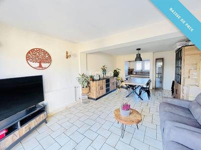 Maison - 104 m² - 5 pièces