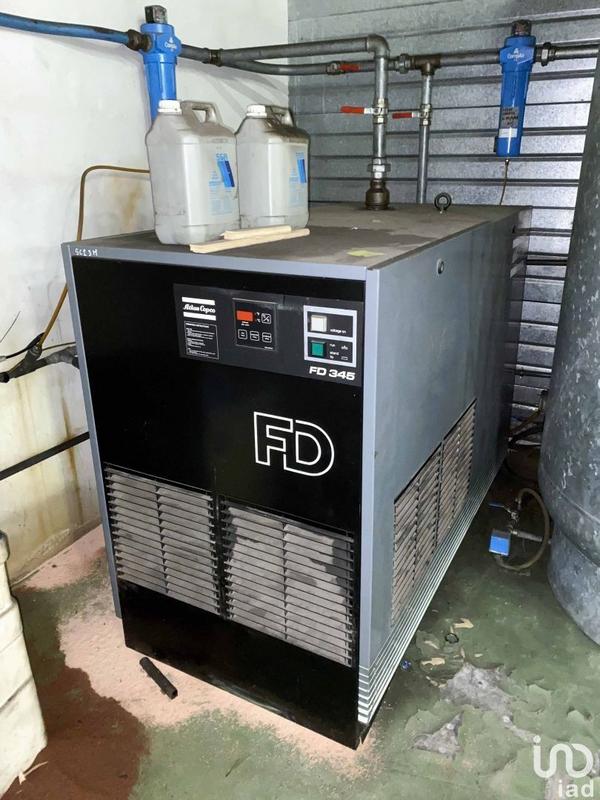 Local commercial - 1 888 m²