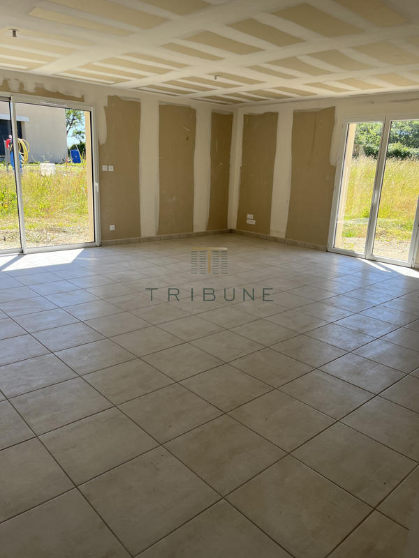 Maison - 100 m² - 5 pièces