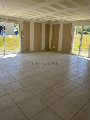 Maison - 100 m² - 5 pièces