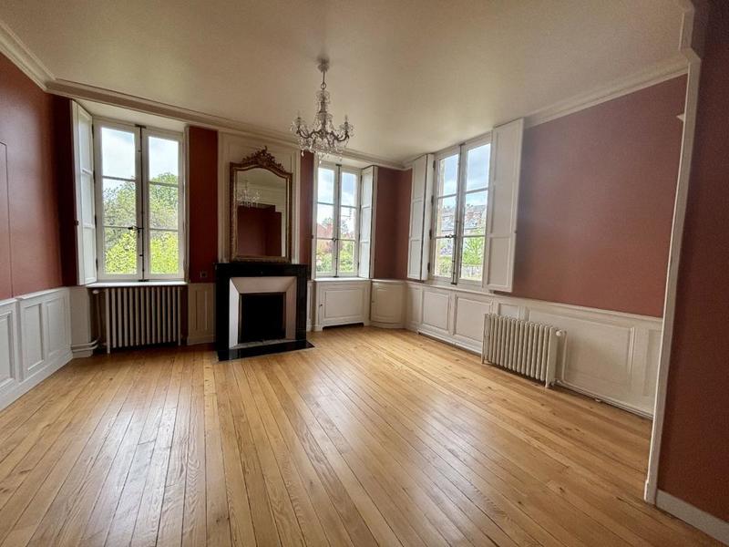 Hôtel particulier - 420 m² - 11 pièces