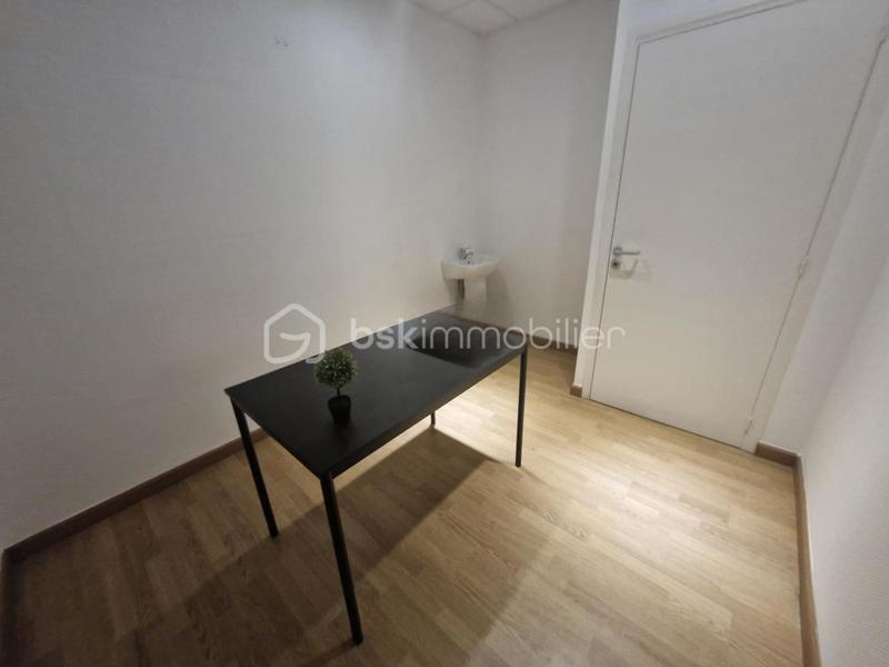 Immeuble - 207 m² - 8 pièces