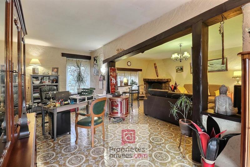 Maison - 171 m² - 6 pièces