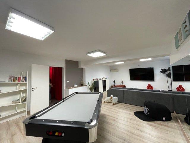 Maison d'architecte - 293 m² - 6 pièces