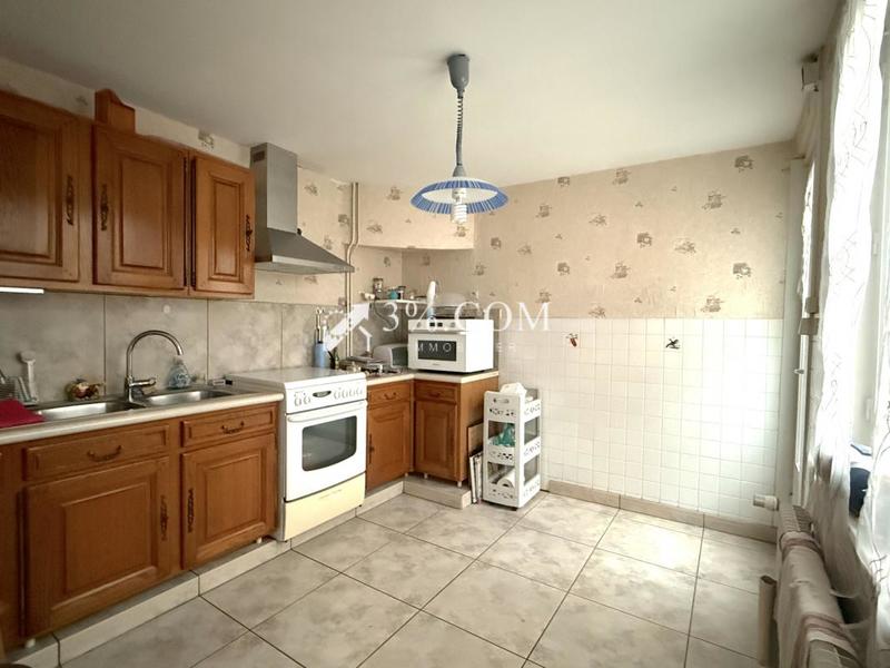 Maison - 147 m² - 6 pièces