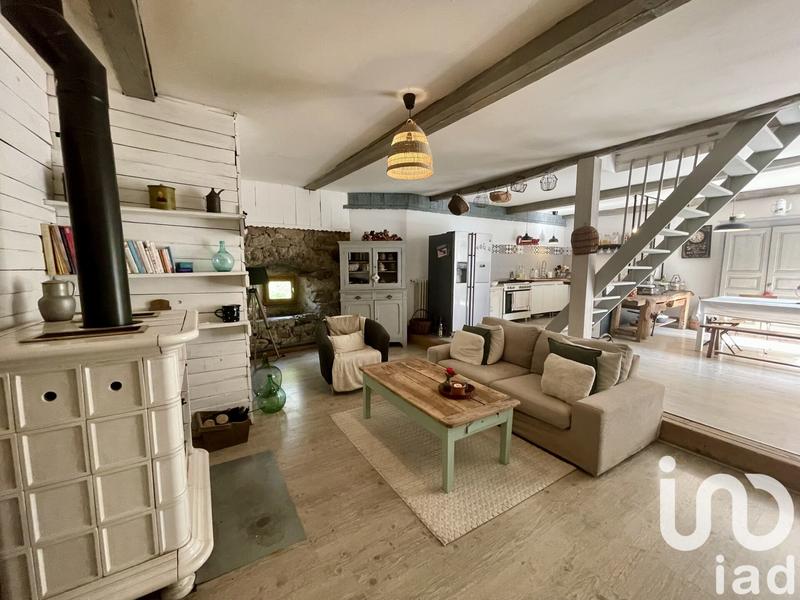 Maison - 200 m² - 6 pièces