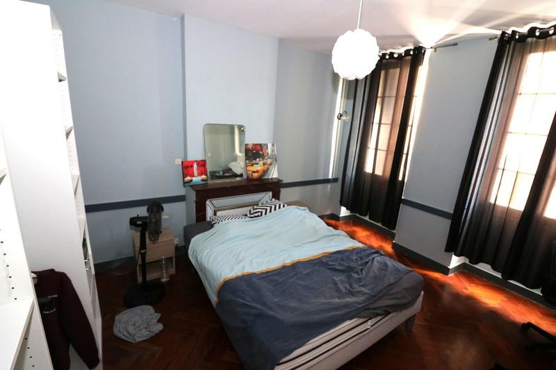 Immeuble - 290 m² - 11 pièces