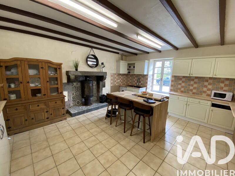 Maison - 101 m² - 6 pièces