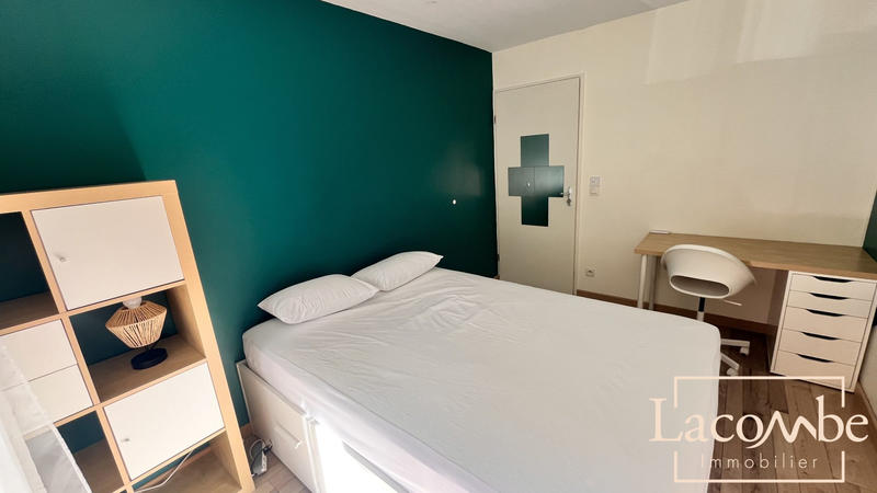 Appartement - 121 m² - 6 pièces