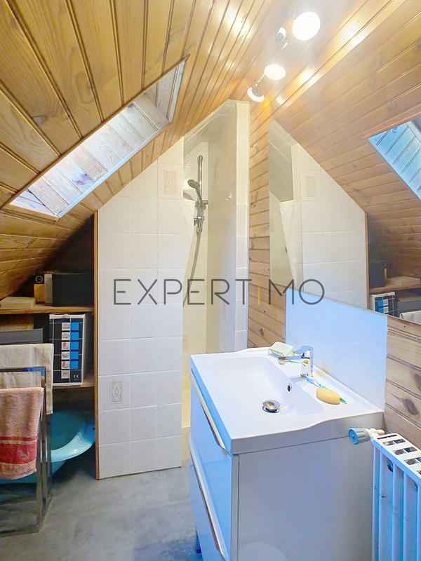 Maison - 142 m² - 7 pièces