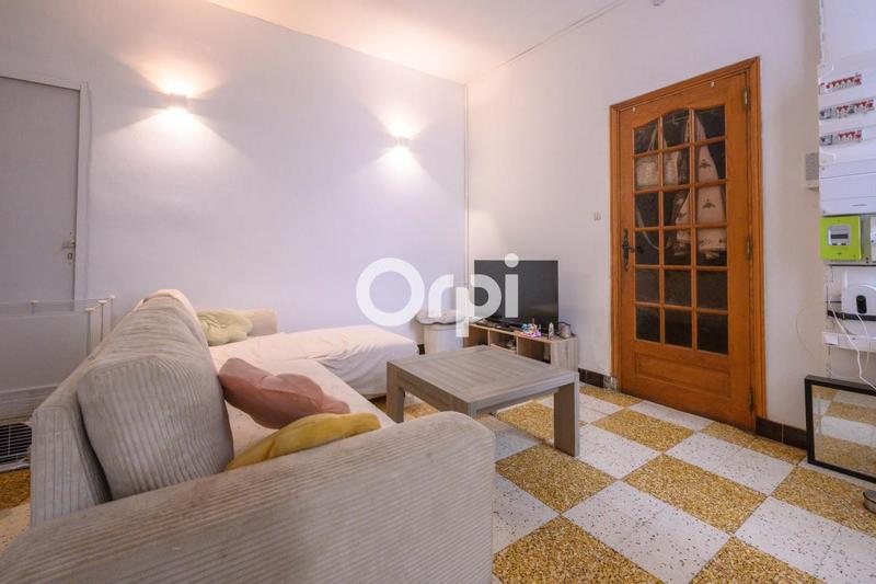 Immeuble - 8 pièces