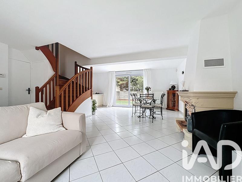 Maison - 115 m² - 6 pièces