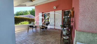 Maison contemporaine - 106 m² - 6 pièces